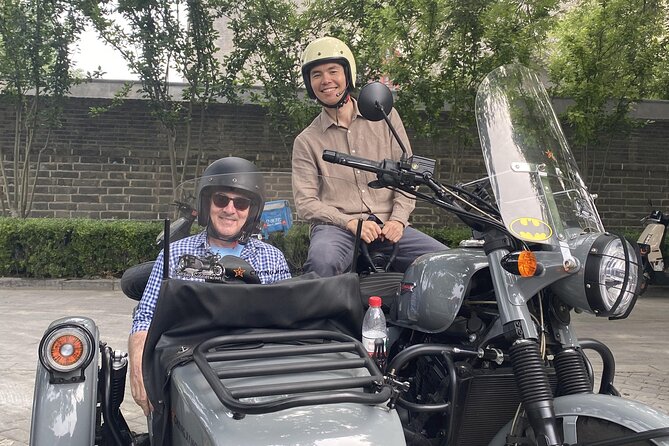 2-Hour “Ancient & Modern” Beijing Sidecar Tour (Day /Night) - Stop 1: Bell and Drum Towers for your “central axis” photo lineup