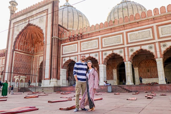 3-Hour Old Delhi Heritage Walking tour with Rickshaw ride - Meeting point and pickup: getting to the start without losing your day