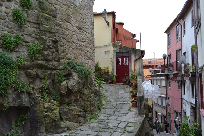 3-Hour Porto Jewish Heritage Walking Tour with Local Guide - The Route Starts at Porto Cathedral (Terreiro da Sé)