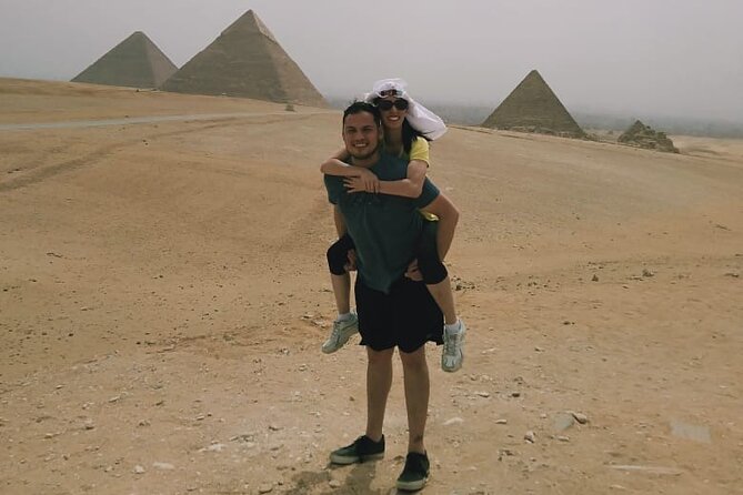 4Hours Private Pyramid with lunch&camel ride through Ancient Giza - The High Hill View: Seeing the Pyramids in a Line