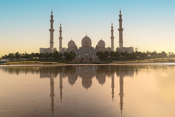 Abu Dhabi Sightseeing Tour: Sheikh Zayed Mosque, Heritage Village & Dates Market - Getting Oriented in Abu Dhabi: How This 4-Hour Route Works