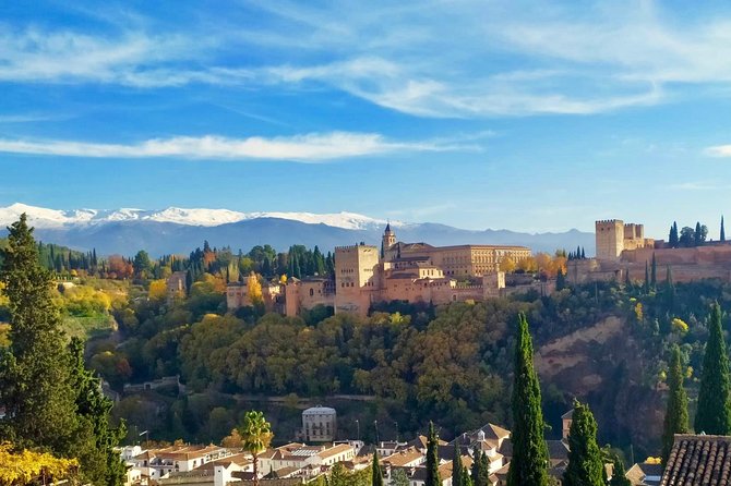 Albayzín y Sacromonte, Unesco Heritage Neighborhoods - Walking pace, stairs, and why the 5:00 pm start helps