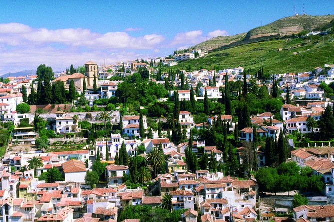 Albayzín y Sacromonte, Unesco Heritage Neighborhoods - Who this tour suits best (and who should choose a different plan)