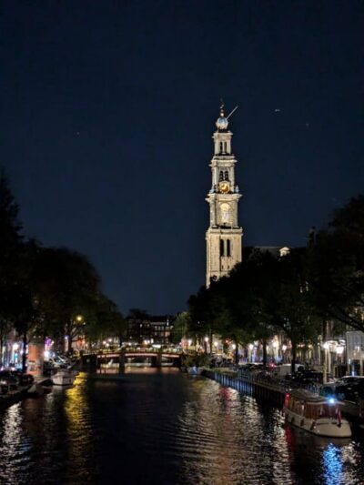 Amsterdam: Ghastly Grachten: ghost stories&dark history tour - The guide makes or breaks it: what you’ll get from the storytelling