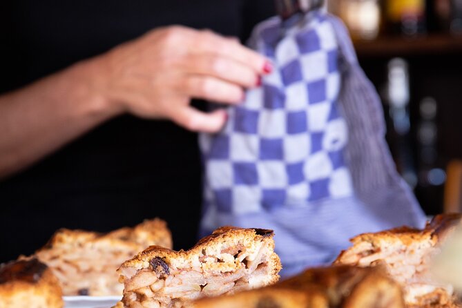 Amsterdam High-End Dutch Food & History Tour - Up to 8 guests - Pacing, walking, and how the small group feels