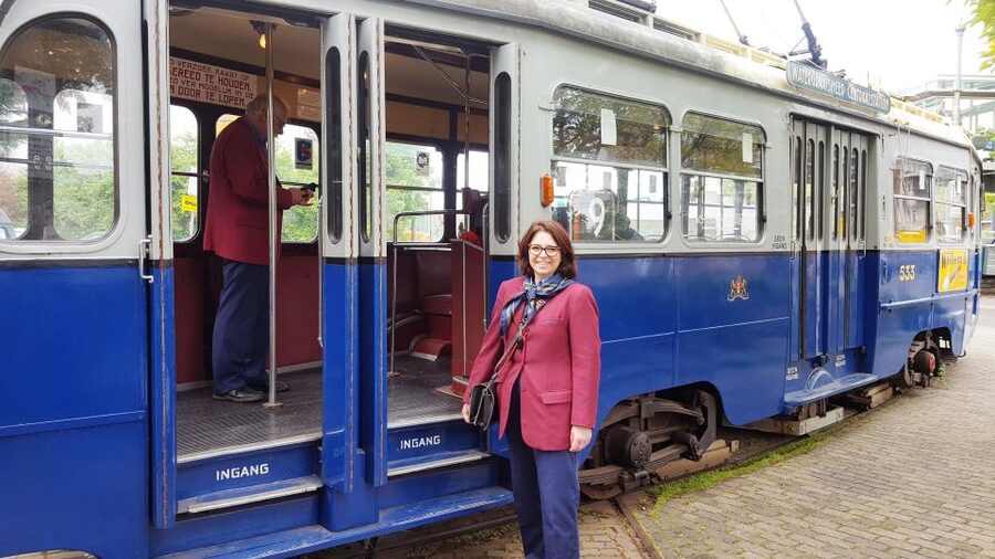 Amsterdam: Historic Tram Ride on Heritage Line to Amstelveen - Old tram, real procedures: what the ride feels like