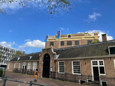 Amsterdam: Private Anne Frank and Jewish History Tour - 16th-century Amsterdam and the idea of a safe haven