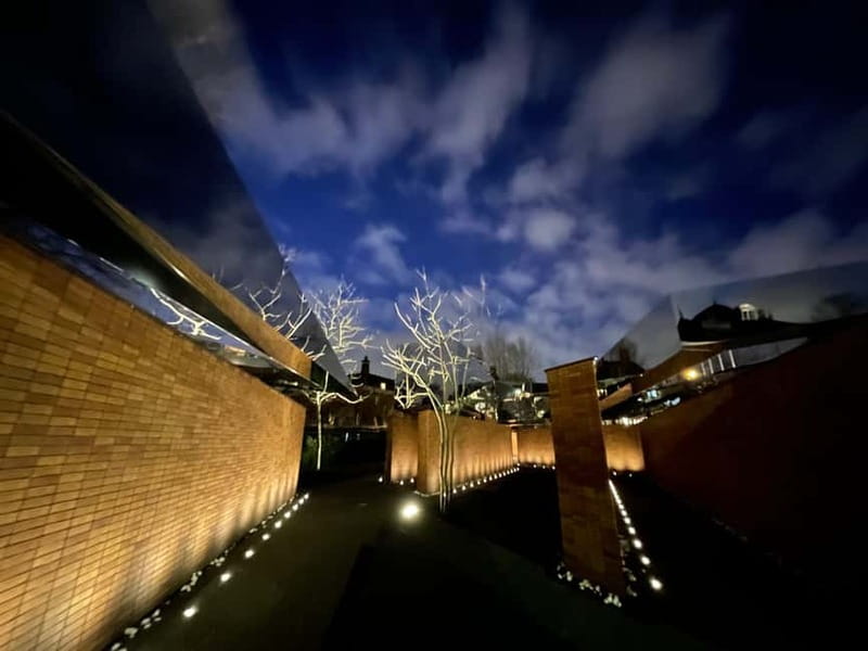 Amsterdam: Private Anne Frank and Jewish History Tour - Price and value for a private 3-hour Amsterdam experience