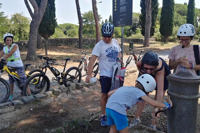 Ancient Appian Way PRIVATE Bike Tour - Family-friendly Appian Way rules: child seats and height limits