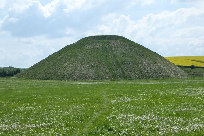 Ancient Britain Tour - Private Day Trip from Bath - The Guide Factor: Calm Direction Makes a Long Day Easier