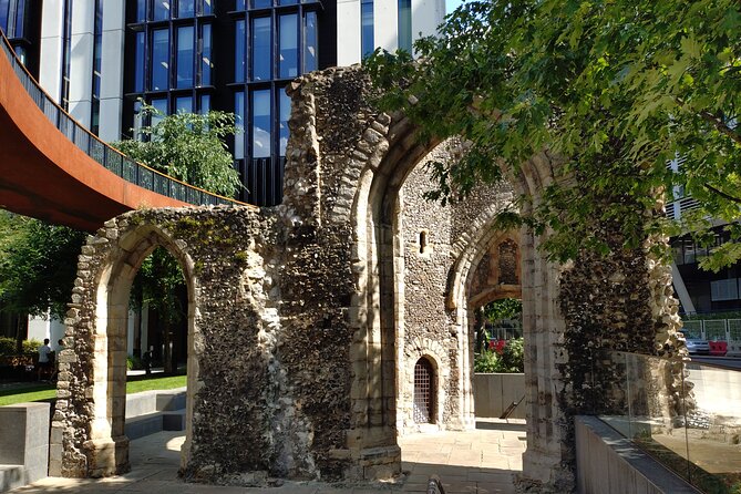 Ancient Hidden Gems in the City of London - Stop 7: St Bartholomew the Great and the Inside Visit