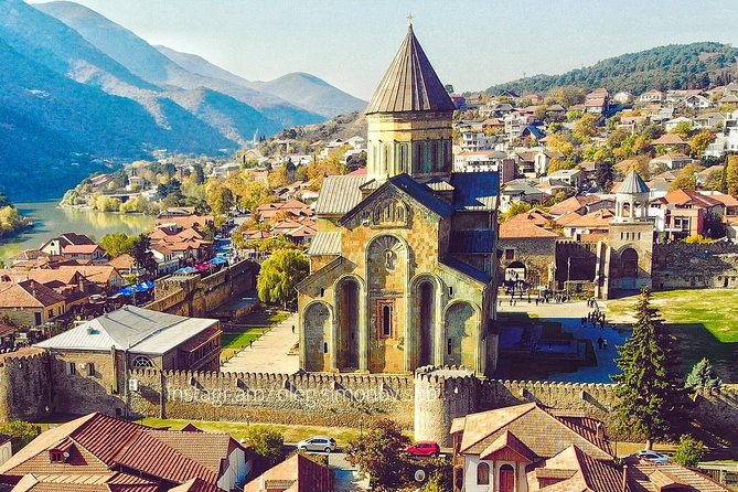 Ancient Mtskheta and Chronicle of Georgia half day tour - Pickup, timing, and why “pedestrian-only” matters