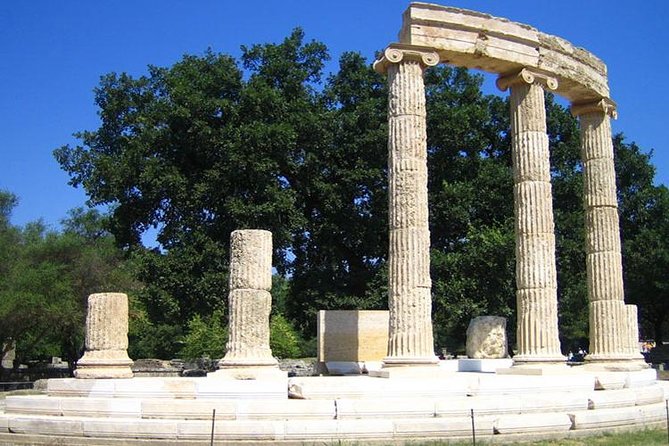 Ancient Olympia Shore Excursion with traditional lunch - Touris Club buffet lunch: Greek food that feels like a stop, not a pit stop