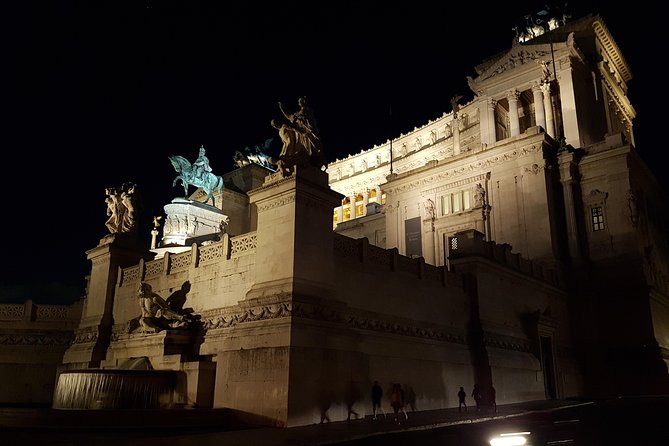 Ancient Rome at Twilight Walking Tour - Piazza del Colosseo: finishing with Colosseum night impact