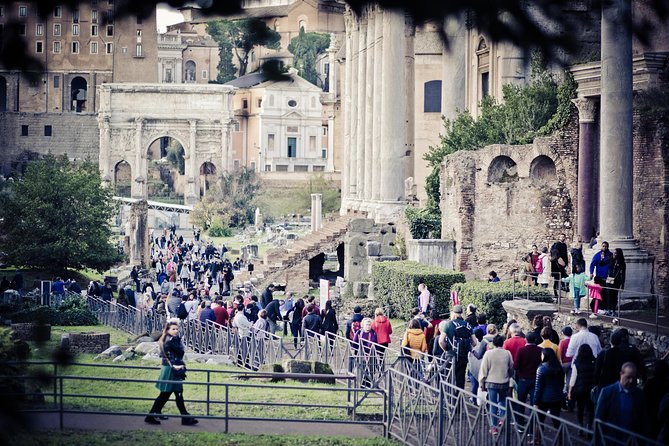 Ancient Rome Guided Tour: Colosseum, Forum and Palatine & Pick Up - Guides: the difference between a good tour and a great one