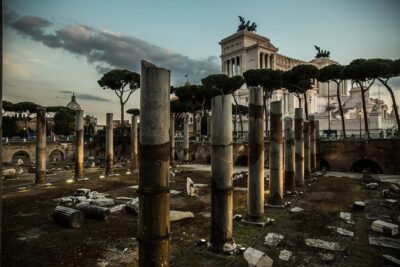 Ancient Rome's Ultimate Night Walk - Piazza del Quirinale: from papal residence to today’s presidency