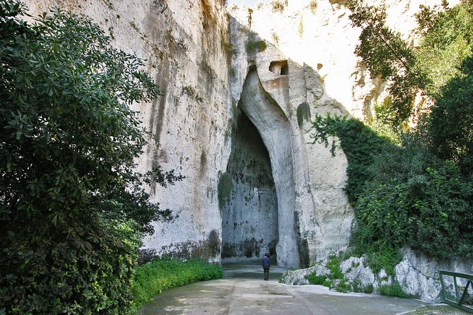 Ancient Syracuse: private guided tour of the Neapolis archaeological park - Key things I’d focus on before you go