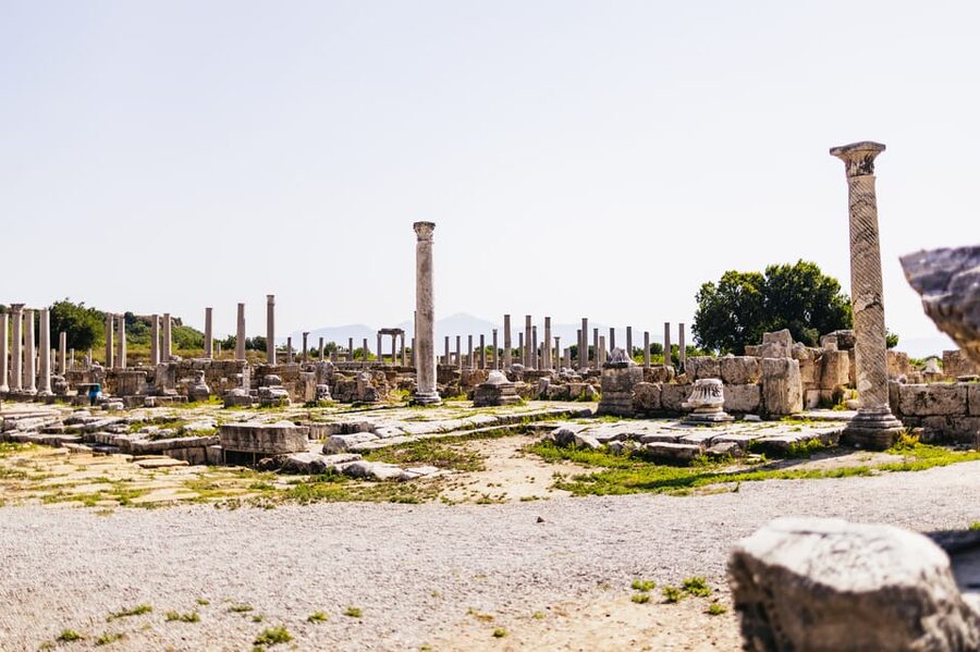 Antalya: Ancient Perge, Aspendos Theater & City of Side Tour - Lunch break at a local restaurant: included comfort, not an afterthought