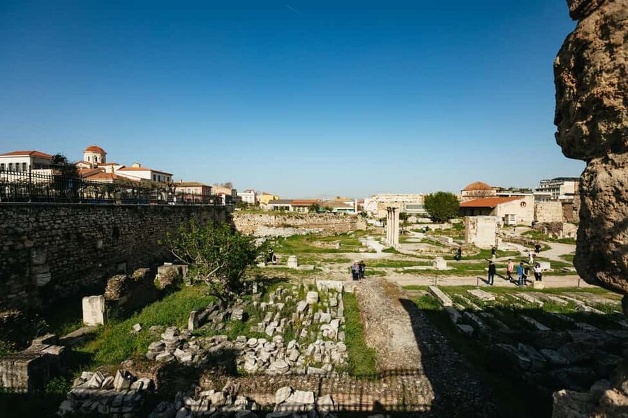 Athens: Women in Ancient Greece - Pnyx and early voting: where democracy met strict social boundaries
