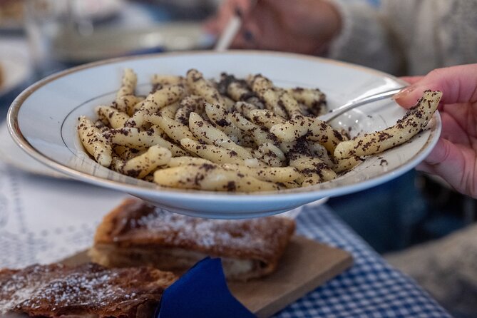 Authentic Croatian Food & Heritage Walk in a Small Group - Tips so you don’t feel stuffed halfway through