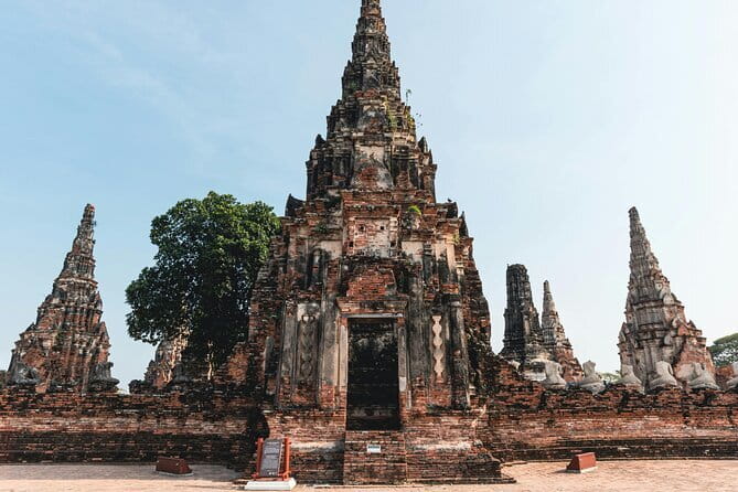 Ayutthaya Heritage Private Charter Exclusive Temple Tour - Wat Phanan Choeng Worawihan: the 19-meter gilded Buddha start