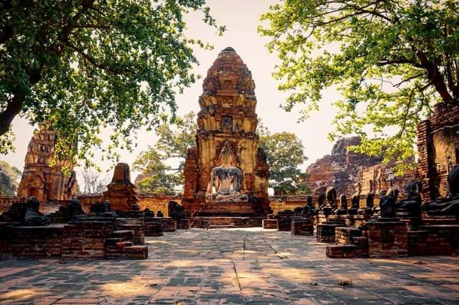 Ayutthaya Private Guided Day Tour, 4 Ancient Temples - Wat Phra Si Sanphet: Royal Temple Scale Without the Confusion