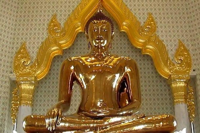 Bangkok City Highlights Tour: Grand Palace & Three Iconic Temples - Wat Arun at Chao Phraya: The Temple of Dawn in Photo Form