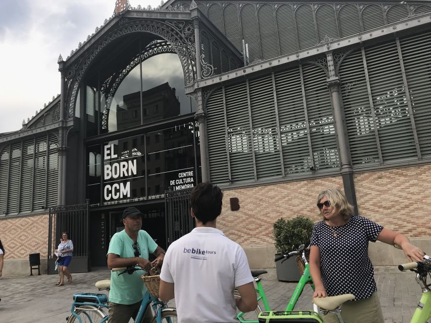 Barcelona: 2.5-Hour Bike or E-Bike Historical Tour - Arc de Triomf and Parc de la Ciutadella: A Smooth Setup for Big Modernisme