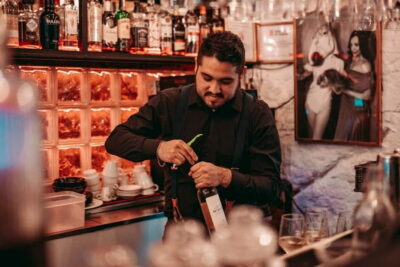 Barcelona: Tipsy Tapas & History Tour in the Gothic Quarter - Walking plan: what the night looks like, stop by stop