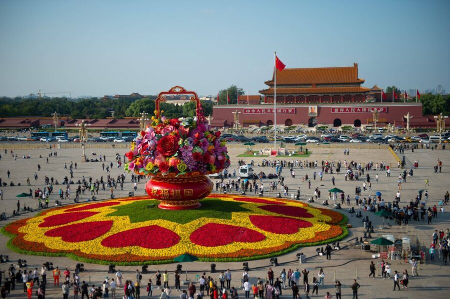 Beijing: All-Inclusive 3-Day Private Tour of Must-See Sights - Day 2: Great Wall pick Mutianyu or Badaling, plus Bird’s Nest and Hutong time