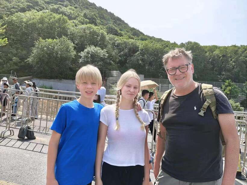 Beijing: Badaling Ancient Great Wall of China Day Trips - Guides Matter: English Help, Ticket Support, and Real Routing