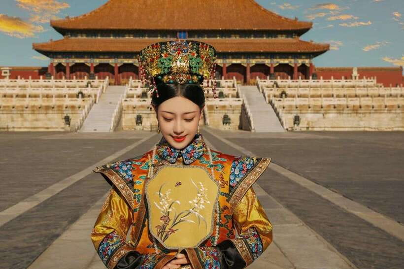 Beijing: Must-Try Chinese Ancient Costume Rental& Photoshoot - Where the day starts: Jinyu Hutong Station, Line 8 Exit C
