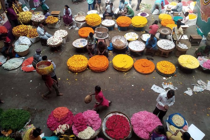 Bengaluru Pete City Market Half-Day Walking Tour - KR Market on foot: flowers, spices, and how to not get overwhelmed