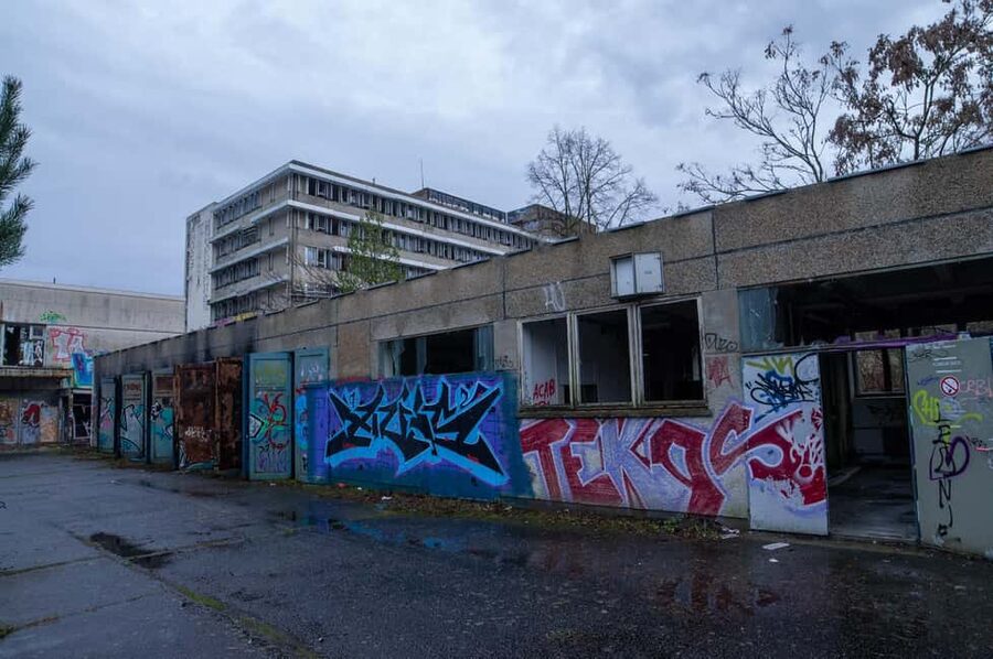 Berlin: Urbex Abandoned Places & History Tour - Photography like an urbex pro, without making it a mess