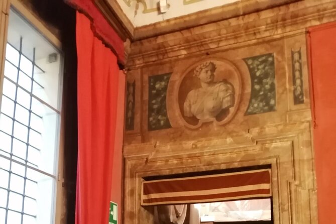 Bologna historical art walking tour with hidden gems and tastings - Quadrilatero: A Market Labyrinth That Explains Bologna’s Everyday Life