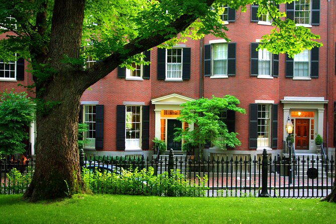 Boston: Underground Railroad History Tour of Beacon Hill - John J Smith House to Charles Street Meeting House: abolitionist work in plain sight