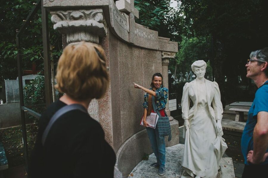 Bucharest: 3-Hour Dark History Tour with a Local - Meeting Ion Luca Caragiale National Theatre and Getting Your Bearings