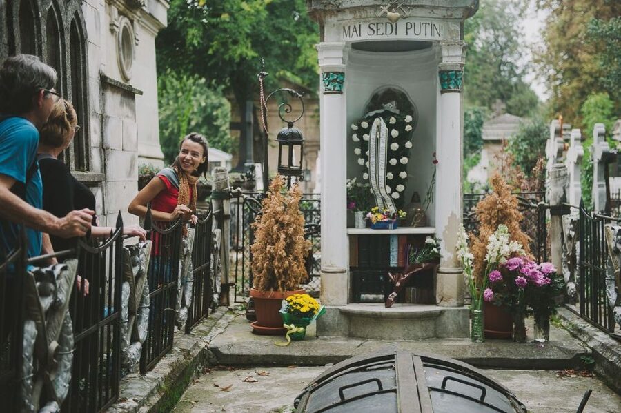 Bucharest: 3-Hour Dark History Tour with a Local - Little Paris and the Interwar Street Life You Don’t See on Postcards