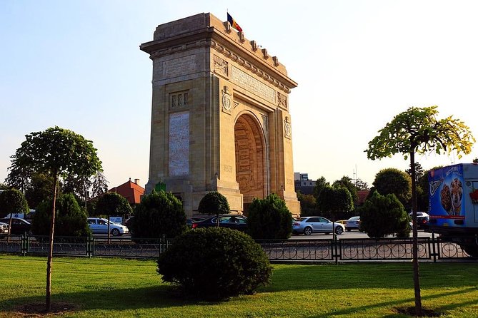 Bucharest Heritage City Tour - The Last Days of Communism - Ceaușescu Mansion plus panoramic breaks: feeling the aftertaste