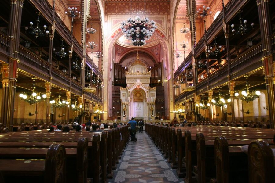Budapest: Jewish Heritage Guided Tour with Synagogue Ticket - Key things that make this Budapest tour worth your time