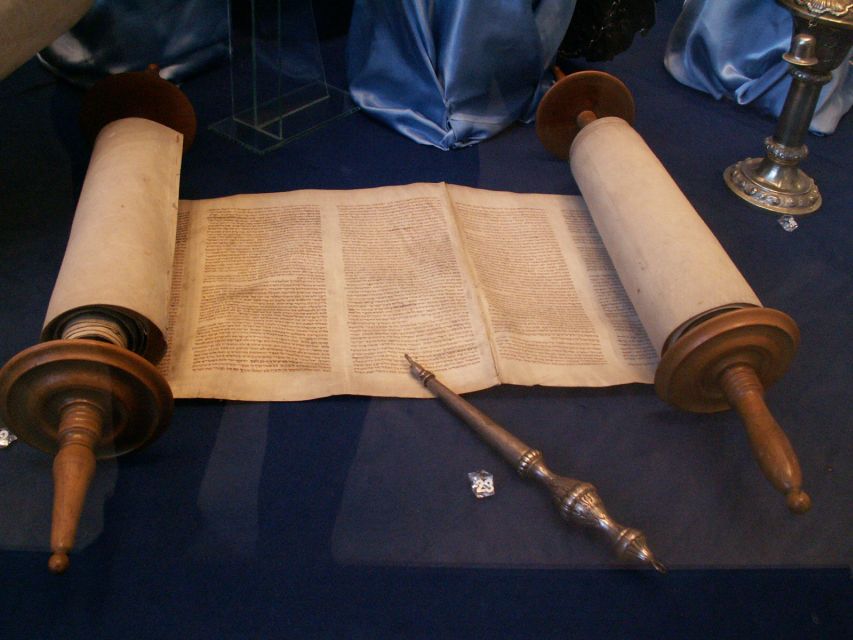 Budapest Private 3-Hour Jewish Heritage Tour - Jewish Museum + Synagogue Stop: Turning Monuments into Meaning