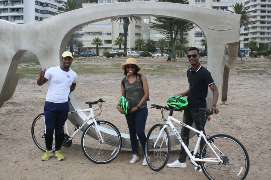 Cape Town Guided City Cycling Heritage Tour - Private Tour - Bo-Kaap: colorful homes and Cape Malay flavors you can taste