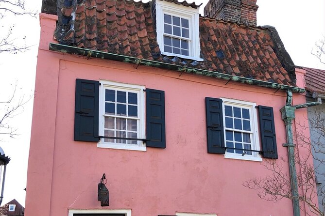 Charleston History Tour - Small Groups Only - History & Alleyways - The stop-by-stop route: Powder Magazine to Waterfront Park