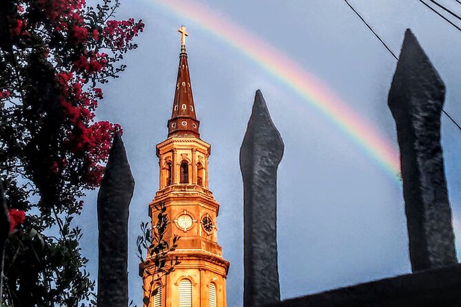Charleston History Tour - Small Groups Only - History & Alleyways - Who should book this tour?