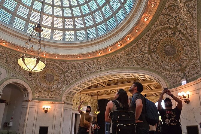Chicago Architecture and True Crime Tour - Why this Chicago architecture + true crime walk works in 90 minutes