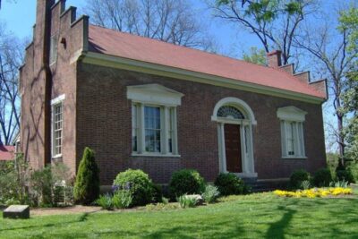 Civil War History Tour – The Battle of Franklin, Tennessee - The Bullet Holes and Cannonball Impacts You Actually Go Looking For