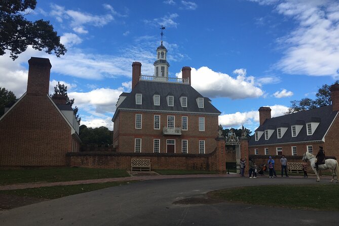 Colonial History Tour in Williamsburg Virginia - The Route: From 430 E Duke of Gloucester St to Bruton Parish