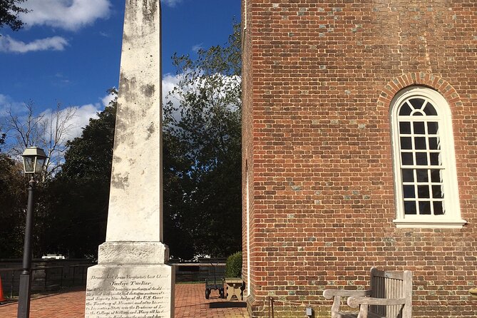 Colonial History Tour in Williamsburg Virginia - Capitol Building Stop: The 18th-Century Power Scene