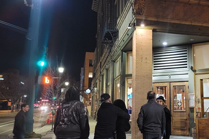 Colorado Springs - Guided Walking Ghost / History Tour - The 90-minute walking rhythm and what to bring