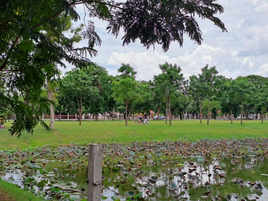 Colors of Ayutthaya: UNESCO Heritage 6 hour Bicycle Tour - Lunch Around 12:30: Riverside Thai Food and a Reset